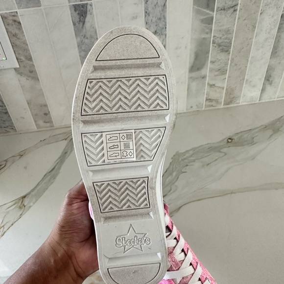 NWT- Glitter Sketchers Flip Kicks- Girls size 1.5 never worn - Picture 3 of 3